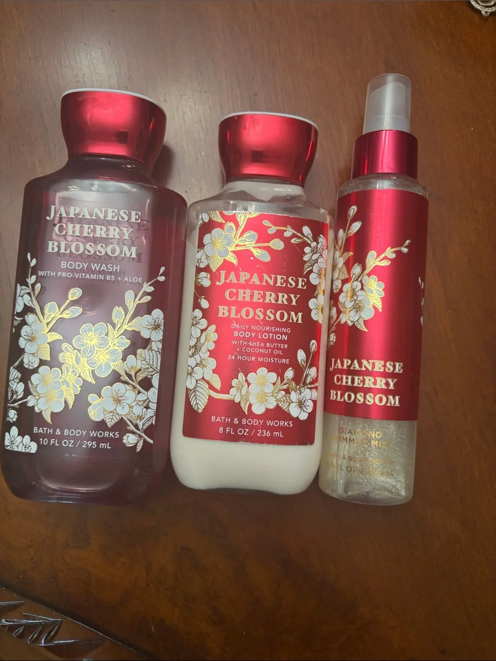Bath & Body Works Japanese Cherry Blossom Body Care Set - Red